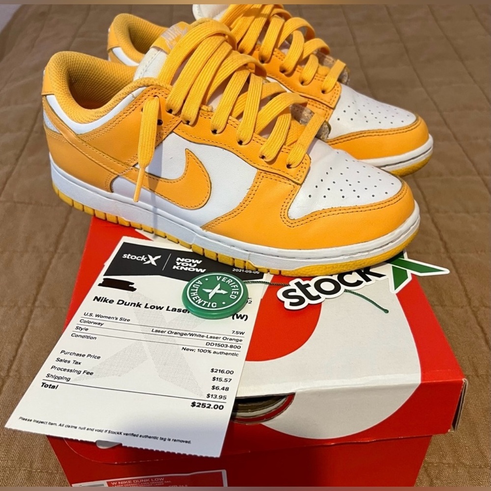 Nike dunks laser orange